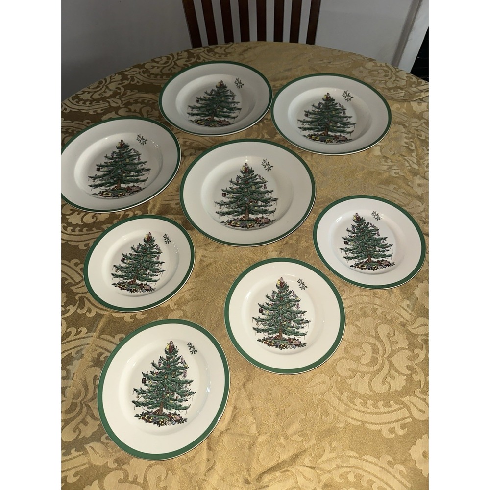 8 Spode Christmas Tree Plates. 4 Dinner Plates/ 10.5" & 4 7.5 Dessert/Salad/